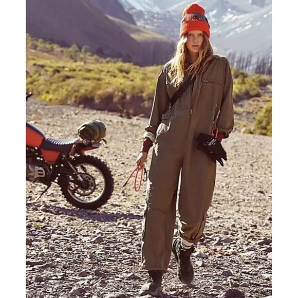 FP Movement Coverall Jumpsuit Mesmerize Me Utility Green sz XS NWOT - Picture 8 of 15